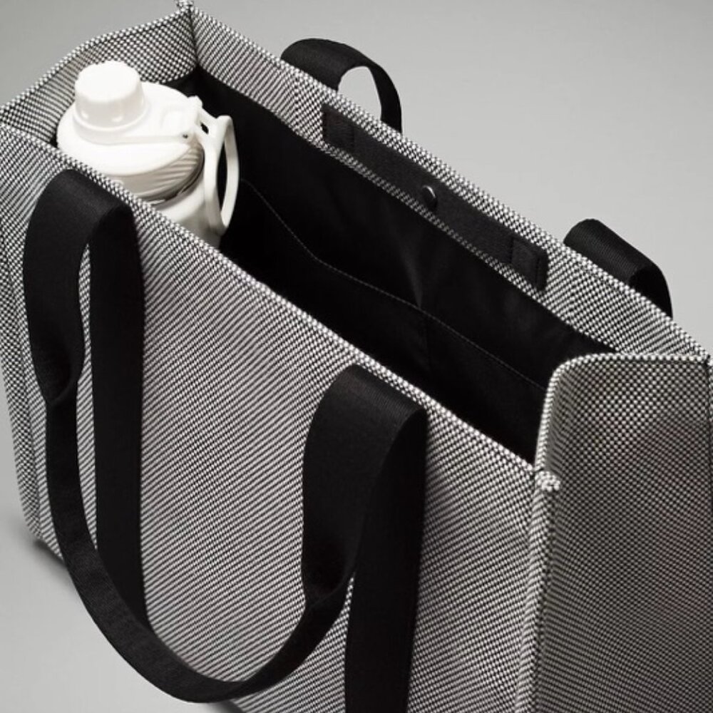Lululemon Two-Tone Canvas Tote Bag 10L